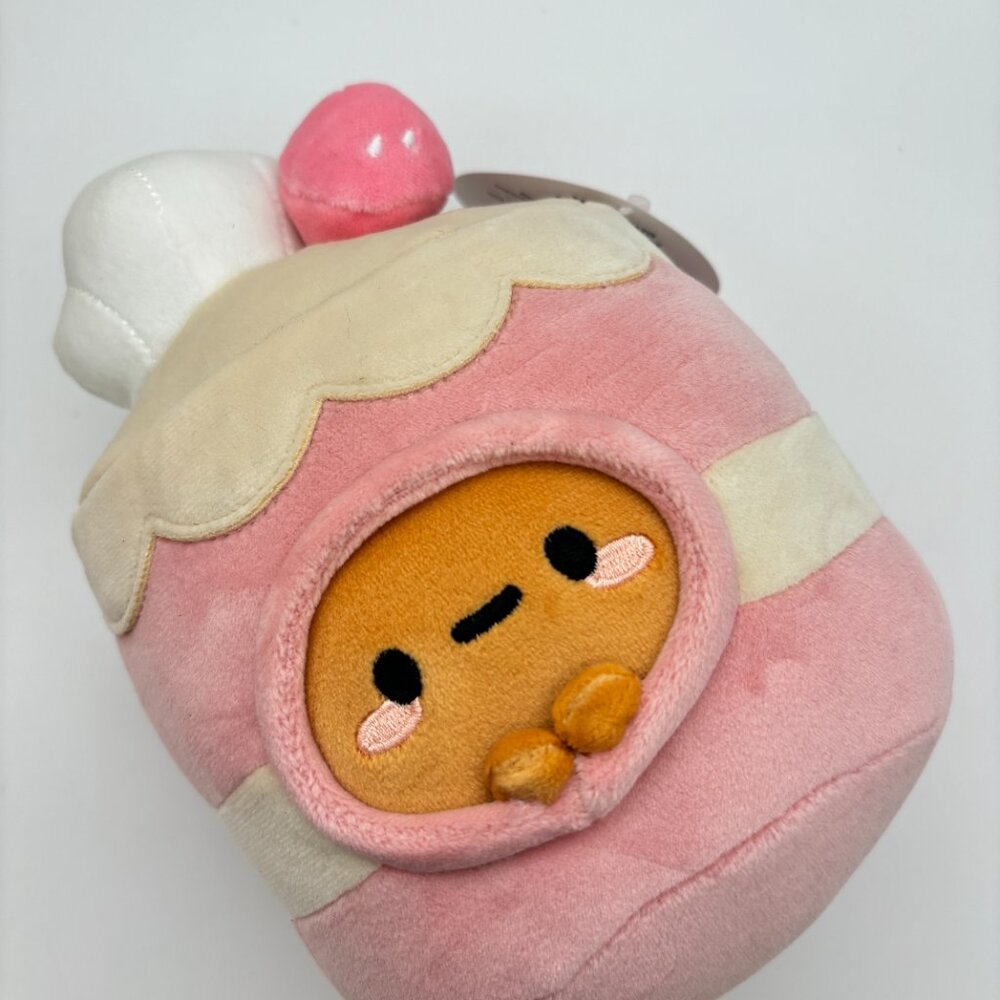 Smoko STRAWBERRY CAKE TAYTO Mini Mochi Plush Potato Valentine's Stuffed Animal